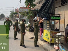Công an xã Đại Xuyên siết chặt trật tự đô thị, bảo đảm an toàn giao thông dịp cao điểm 30/4 – 1/5