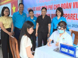 Phúc Thọ: Tổ chức khám sức khỏe miễn phí cho 320 đoàn viên, người lao động hưởng ứng Tháng hành động về An toàn, vệ sinh lao động