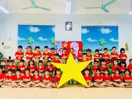 Trường Mầm non Tiên Phương tổ chức dâng hương và hoạt động trải nghiệm nhân dịp 30/4