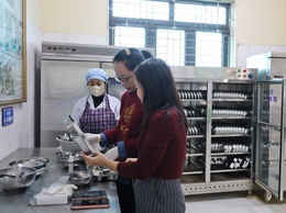 Kết quả kiểm tra, rà soát hồ sơ cung cấp bữa ăn bán trú tại các cơ sở giáo dục có tổ chức bữa ăn bán trú trên địa bàn xã liên quan đến thịt lợn không đảm bảo an toàn thực phẩm