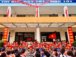 TRẦN TRANG LINH – TẤM GƯƠNG TIÊU BIỂU TRONG HỌC TẬP VÀ RÈN LUYỆN CỦA TẬP THỂ 2A7 TRƯỜNG TIỂU HỌC THỊNH LIỆT