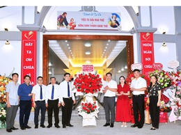 Phường Thanh Liệt thăm, chúc mừng Lễ Quan Thầy Thánh Giuse Thợ tại Giáo họ Triều Khúc