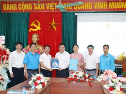 Thành lập Công đoàn Ban Quản lý dự án đầu tư – hạ tầng phường Tùng Thiện