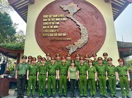 CÔNG AN XÃ BÌNH MINH TỔ CHỨC ĐỢT SINH HOẠT CHÍNH TRỊ SÂU RỘNG, THIẾT THỰC HƯỚNG TỚI KỶ NIỆM 80 NĂM NGÀY TRUYỀN THỐNG CÁC LỰC LƯỢNG TRONG CÔNG AN NHÂN DÂN