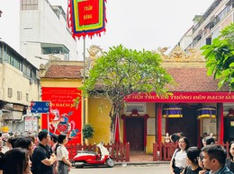 Chuẩn hóa đội ngũ hướng dẫn viên du lịch: Nâng tầm chất lượng dịch vụ Thủ đô