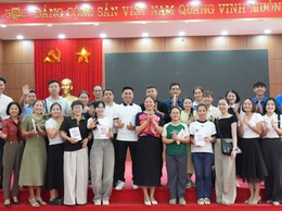 BỒI DƯỠNG KỸ NĂNG SỐ – MỞ RỘNG CƠ HỘI KINH DOANH TRÊN NỀN TẢNG TRỰC TUYẾN CÙNG VỚI GIẢNG VIÊN VŨ TRUNG HIẾU