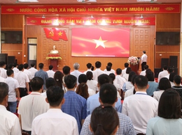 Đảng uỷ-HĐND-UBND-Uỷ ban MTTQ Việt Nam xã Bất Bạt đã tổ chức lễ chào cờ đầu tuần.