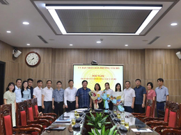 UBND phường Tây Hồ công bố và trao các quyết định về công tác cán bộ