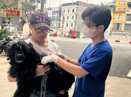 PHƯƠNG LIỆT: VƯỢT CHỈ TIÊU TIÊM PHÒNG VẮC XIN DẠI CHO ĐÀN CHÓ, MÈO TRONG 02 NGÀY CAO ĐIỂM