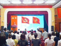 Phường Từ Liêm tổ chức sinh hoạt dưới cờ tháng 4 năm 2026