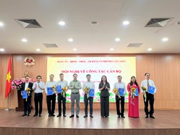 THƯỜNG TRỰC HĐND PHƯỜNG CẦU GIẤY CÔNG BỐ NGHỊ QUYẾT KIỆN TOÀN NHÂN SỰ CÁC BAN HĐND NHIỆM KỲ 2026 - 2031