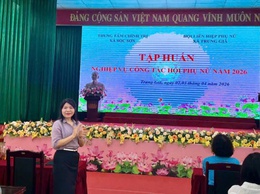 TRUNG TÂM CHÍNH TRỊ XÃ SÓC SƠN PHỐI HỢP VỚI HỘI LHPN XÃ TRUNG GIÃ TỔ CHỨC BỒI DƯỠNG NGHIỆP VỤ CÔNG TÁC HỘI