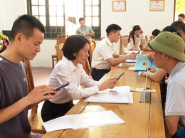 Xã Phú Xuyên tổ chức hướng dẫn, hỗ trợ các hộ kinh doanh về giải pháp chuyển đổi số và thanh toán không dùng tiền mặt