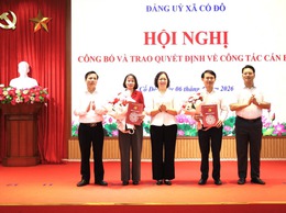 ĐẢNG ỦY XÃ CỔ ĐÔ TỔ CHỨC LỄ CHÀO CỜ ĐẦU TUẦN THÁNG 4; CÔNG BỐ QUYẾT ĐỊNH CÔNG TÁC CÁN BỘ VÀ PHÁT ĐỘNG CUỘC THI CHÍNH LUẬN NĂM 2026