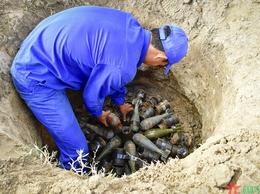 Xuân Mai chỉ đạo đảm bảo an toàn cho xử lý đạn dược cấp 5 nguy hiểm