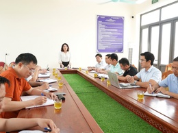 Hội nghị họp triển khai việc làm điểm phân loại rác thải tại nguồn thôn Từ Thuận