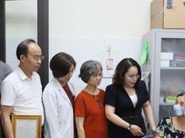 Phường Cửa Nam chăm sóc sức khỏe cho người yếu thế