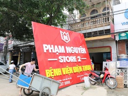 Gia đình anh Phạm Quang Nguyên tự nguyện bàn giao mặt bằng quốc lộ 6