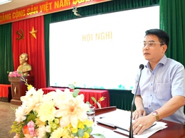 Hội nghị họp dân phố biến chính sách đối với các hộ gia đình, cá nhân có đất, tài sản trên đất (thuộc địa bàn Minh Khai) nằm trong phạm vi thu hồi đất thực hiện Dự án Cụm công nghiệp Dương Liễu - Giai đoạn 2