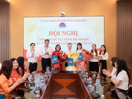 Công bố Quyết định điều động, tiếp nhận và bổ nhiệm viên chức giữ chức vụ lãnh đạo, quản lý Trường THCS Phan Bội Châu