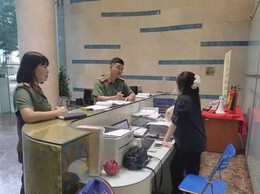 Công an phường Tây Hồ (Hà Nội): Dấu ấn từ mô hình “Quản lý người nước ngoài Ba nhất”