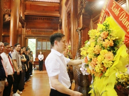 Phường Dương Nội tổ chức hoạt động về nguồn trên quê hương Chủ tịch Hồ Chí Minh