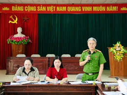 Tổ tuyên truyền, vận động Nhân dân trong công tác giải phóng mặt bằng thực hiện Dự án cải tạo, nâng cấp Quốc lộ 6 đoạn Ba La - Xuân Mai (địa bàn xã Trường Yên cũ) tổ chức hội nghị triển khai nhiệm vụ
