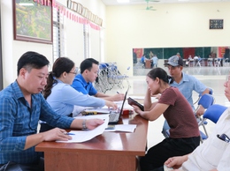Xã Hòa Phú: Tổ chức chứng thực ủy quyền nhận lương hưu, trợ cấp tại các Thôn
