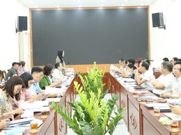 Đoàn kiểm tra liên ngành số 3 thành phố kiểm tra công tác an toàn thực phẩm tại xã Mê Linh
