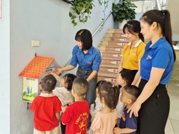 CHI ĐOÀN TRƯỜNG MẦM NON PHÙ LỖ TRIỂN KHAI MÔ HÌNH 