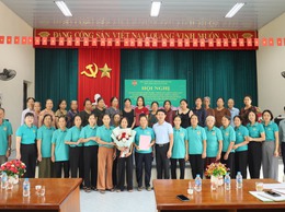 HỘI NÔNG DÂN XÃ CỔ ĐÔ PHÁT ĐỘNG PHONG TRÀO THU GOM BAO BÌ THUỐC BẢO VỆ THỰC VẬT, BẢO VỆ MÔI TRƯỜNG