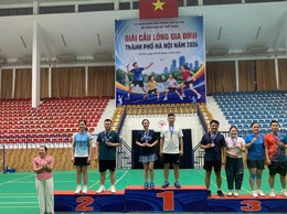 Vận động viên phường Đông Ngạc giành thành tích xuất sắc tại Giải cầu lông gia đình thành phố Hà Nội năm 2026
