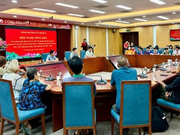 88 vận động viên được trao chứng nhận thành tích thi đấu giải thể thao học sinh phường Ô Chợ Dừa năm học 2025- 2026