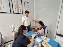 Công đoàn phường Đại Mỗ tổ chức chương trình khám, tư vấn sức khỏe miễn phí cho đoàn viên công đoàn