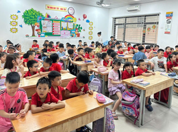 Những bước chân đầu tiên đầy háo hức tới ngôi trường Tiểu học của các bé mẫu giáo lớn Trường Mầm non Tân Mai