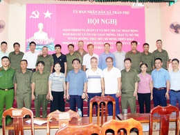 UBND xã Trần Phú tổ chức  bàn giao kết quả triển khai giải quyết điểm nghẽn “Trật tự đô thị và ùn tắc giao thông” cho các cơ sở thôn quản lý, duy trì