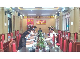 HỘI ĐỒNG SÁNG KIẾN XÃ TRUNG GIÃ TỔ CHỨC HỘI NGHỊ XEM XÉT, THẨM ĐỊNH, CÔNG NHẬN CÁC SÁNG KIẾN CƠ SỞ ĐỢT 1 NĂM 2026