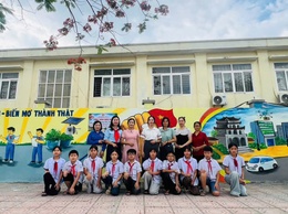 TRƯỜNG TIỂU HỌC HOÀ LÂM GẮN BIỂN CÔNG TRÌNH MĂNG NON “CỔNG TRƯỜNG THÂN THIỆN”