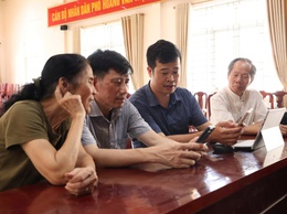 100% đảng viên xã Vân Đình sử dụng ứng dụng “Sổ tay đảng viên điện tử”