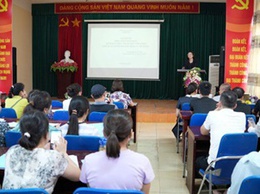 Trạm Y tế xã Hoài Đức tổ chức tập huấn kiến thức an toàn thực phẩm cho các cơ sở sản xuất, kinh doanh dịch vụ ăn uống