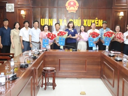 Hội nghị công bố và trao Quyết định công nhận Ban chấp hành lâm thời cho các tổ chức Hội