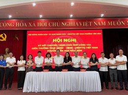 Thường trực Hội đồng nhân dân, Ủy ban nhân dân và Ban Thường trực Ủy ban MTTQ Việt Nam phường Yên Hòa ký kết Chương trình phối hợp công tác năm 2026