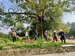PHƯỜNG SƠN TÂY RA QUÂN TỔNG VỆ SINH MÔI TRƯỜNG, ĐẢM BẢO TRẬT TỰ ĐÔ THỊ, TRẬT TỰ CÔNG CỘNG TRÊN ĐỊA BÀN