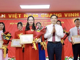Chung khảo Hội thi báo cáo viên, tuyên truyền viên giỏi phường Dương Nội năm 2026