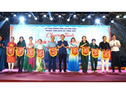 XÃ KIM ANH TỔ CHỨC CHƯƠNG TRÌNH LIÊN HOAN NGHỆ THUẬT QUẦN CHÚNG CHÀO MỪNG 136 NĂM NGÀY SINH CHỦ TỊCH HỒ CHÍ MINH 19/5.