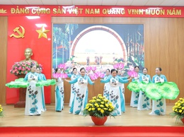 Phú Nghĩa nhân rộng câu lạc bộ liên thế hệ tự giúp nhau đến năm 2035