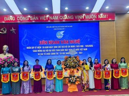 HỘI LHPN PHƯỜNG LÁNG THAM GIA LIÊN HOAN VĂN NGHỆ CỤM THI ĐUA SỐ 1.