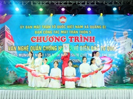 Rộn ràng Chương trình văn nghệ quần chúng hướng về biển đảo Tổ quốc, thiết thực chào mừng kỷ niệm 136 năm Ngày sinh Chủ tịch Hồ Chí Minh (19/5/1890 - 19/5/2026)