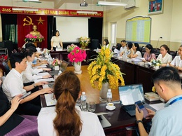 Hội đồng nhân dân phường Long Biên giám sát công tác giáo dục và chuyển đổi số tại trường Mầm non Long Biên A