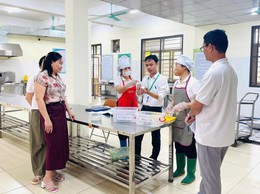 Đảm bảo an toàn thực phẩm tại các chợ trên địa bàn xã Bất Bạt
